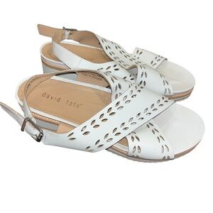 David Tate white sandals cutouts 10.5 ww wide leather